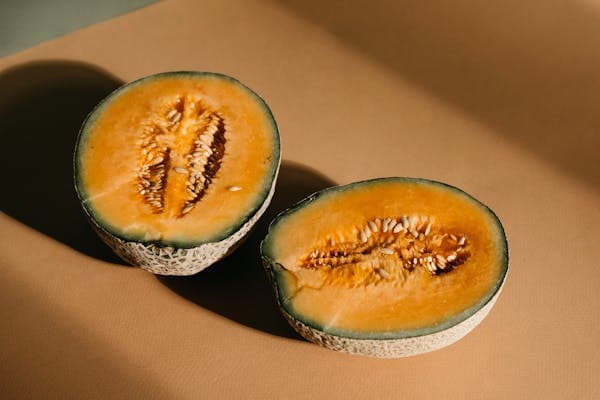 🍈 哈密瓜：香甜多汁，夏季的黃金水果！🍈
